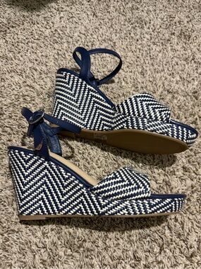 NWOT Nautica Navy & White Woven Wedge Sandals | Ankle Strap | Size 8.5